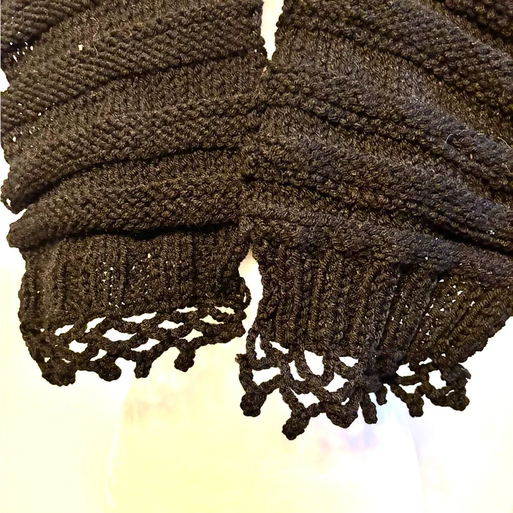 NEW Handmade Crochet Knitted Scarf